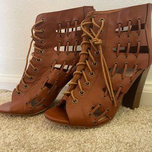Brown Essential Heel